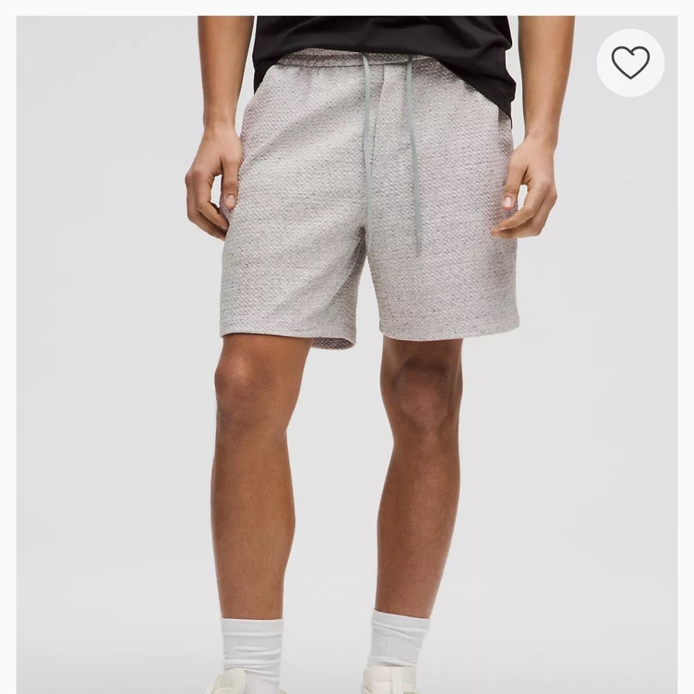 Lululemon Men's Gray sweatshorts
